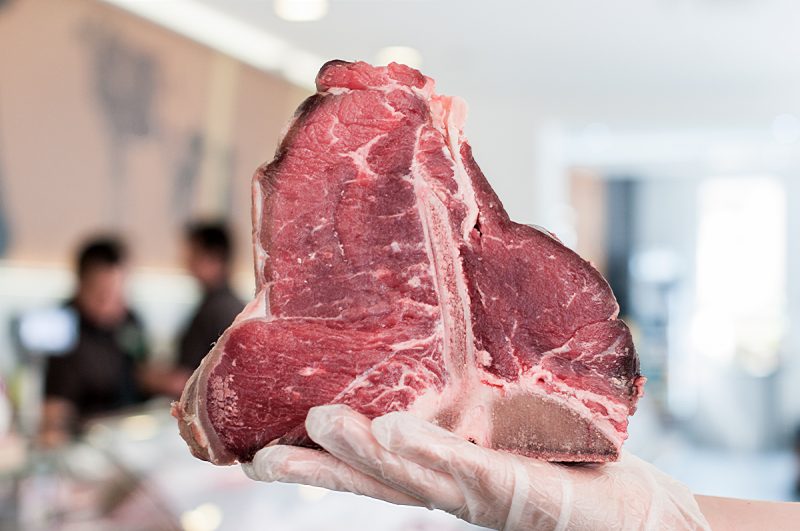 Český T-bone steak stařeny dva měsíce