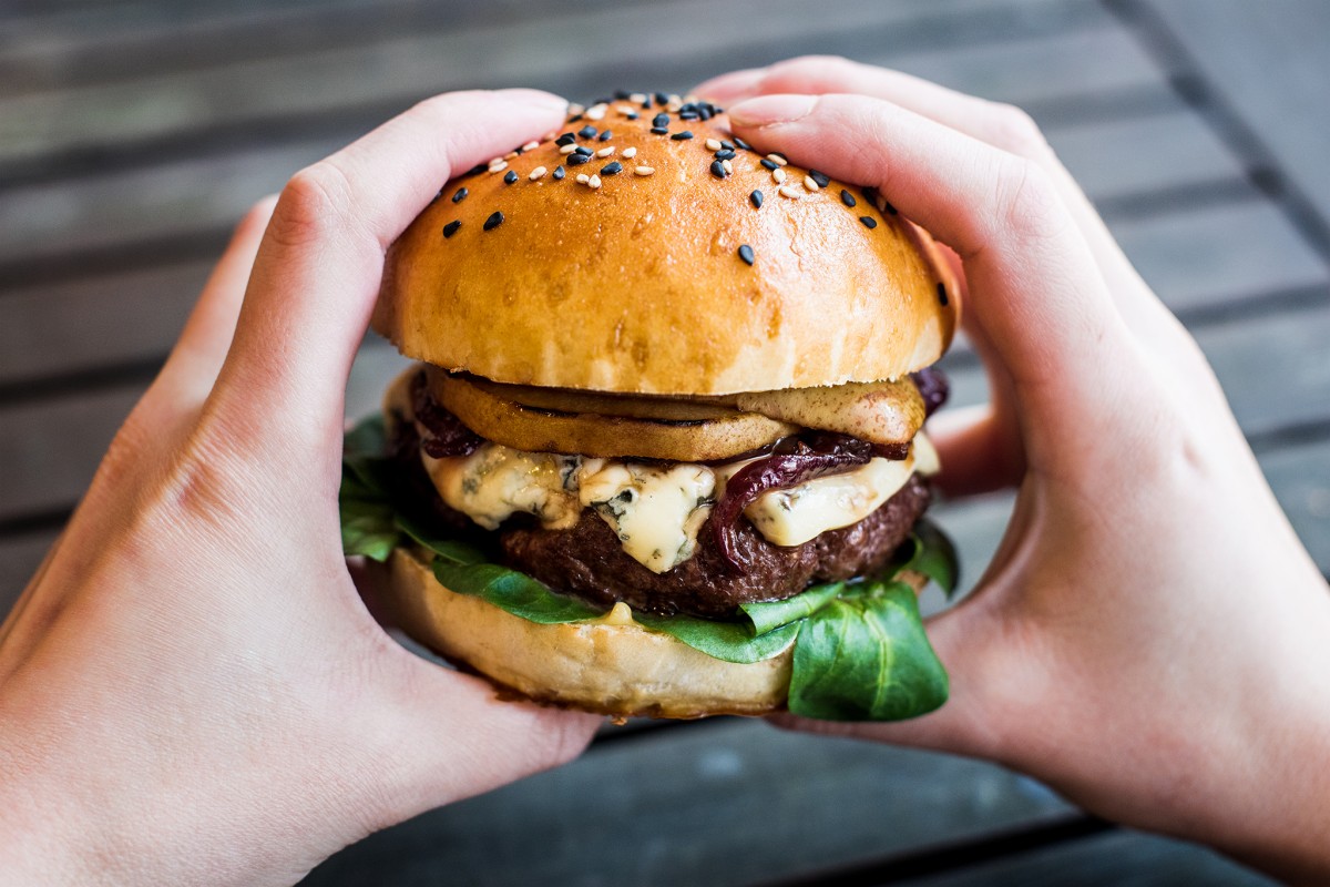 Hovězí burger s hruškou a gorgonzolou Recept - Krok 3